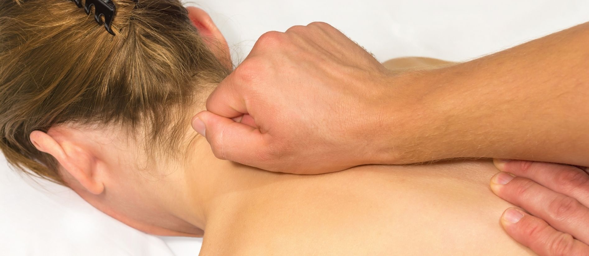 Masaż leczniczy kręgosłupa – skuteczny sposób na problemy z kręgosłupem
